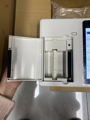 ポータブル6チャネルECGモニタータッチスクリーン分析機 リチャージ可能 リチオン電池内蔵