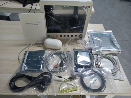 12.1インチ標準6パラメータICU/ベッドサイド患者モニターとETCO2