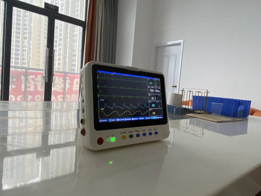 中国 メーカー ポータブル10インチ超薄型患者モニター 多パラメータ ベッドサイド歯科検査 治療機器
