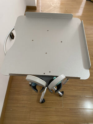 モダンデザイン メタル製患者モニタートロリー（OEMサービス対応）病院用医療カート